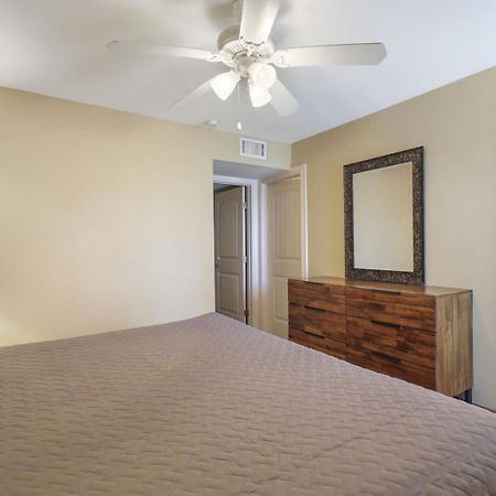Ground Floor Beachfront Beauty! Steps To The Beach And Pool South Padre Island Rom bilde
