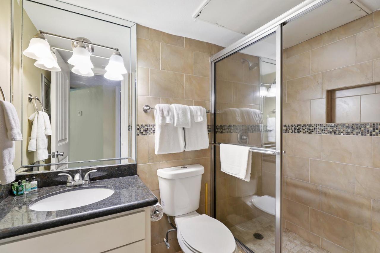 Ground Floor Beachfront Beauty! Steps To The Beach And Pool South Padre Island Eksteriør bilde